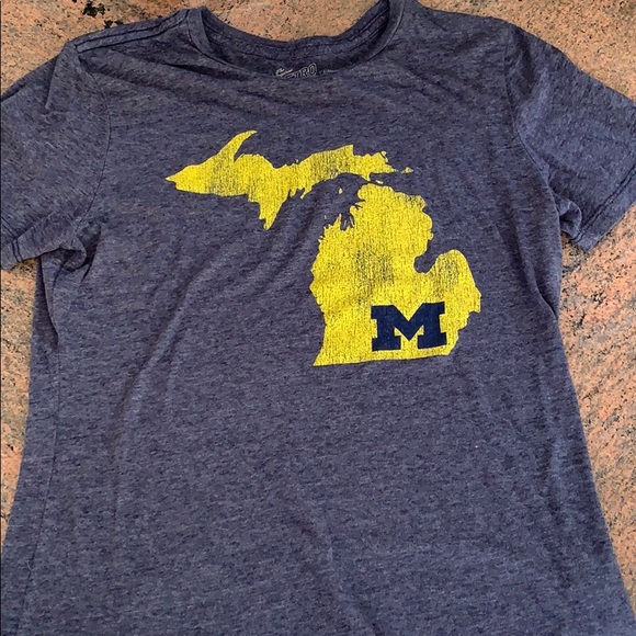 Tops - UNIVERSITY OF MICHIGAN RETRO TEE